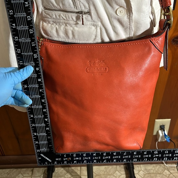 🍁Coach Originals 1941 Archive  Duffle/Crossbody Glove tanned Leather Red /Orange - Picture 15 of 17